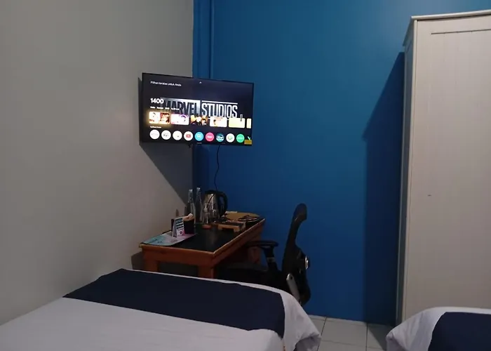 Dyaza Lv Grogol Guest House
