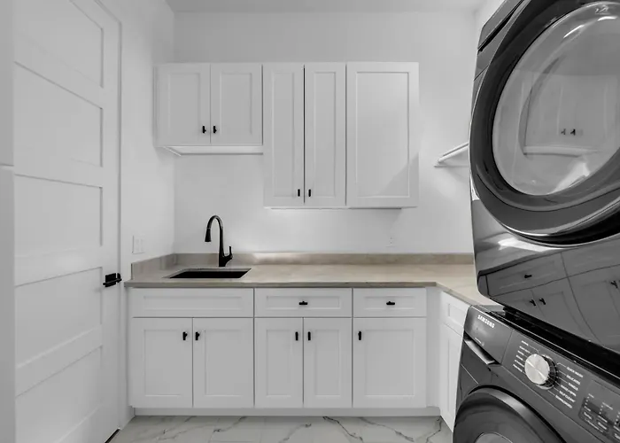 The Woodland Escape With Concierge Services - New Listing