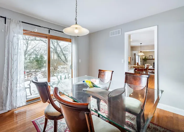 Charming Ann Arbor Home, Near Parks & Shops