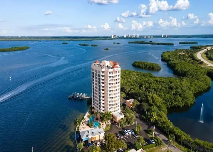 Perfect Island Escape - Beach, Pool, Restaurant & More! -Fmb Condo Island Paradise - Roelens