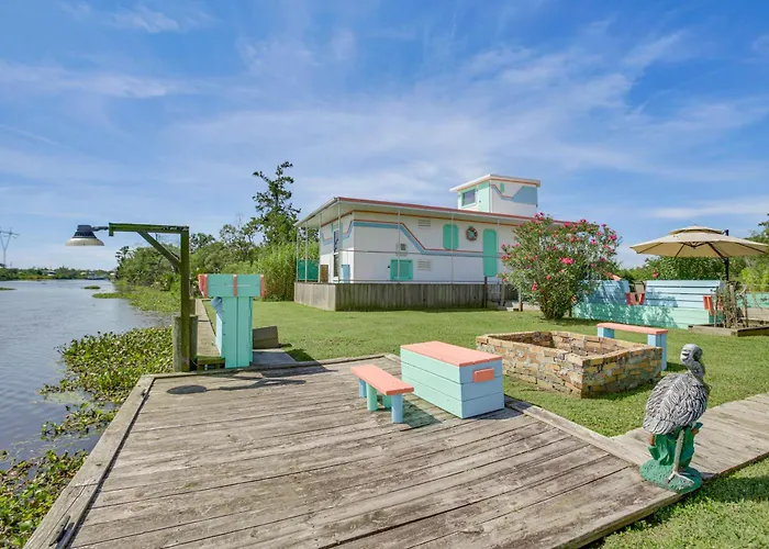'Da Boat House' W/ World-Class Bayou Fishing!