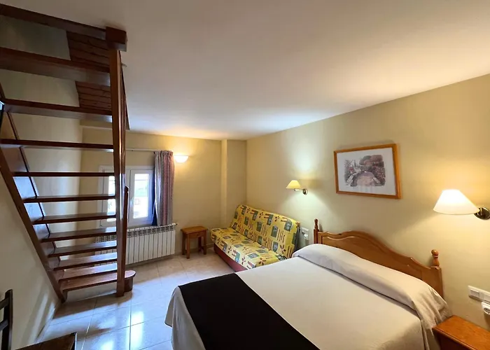 Hotel Joan Canejan