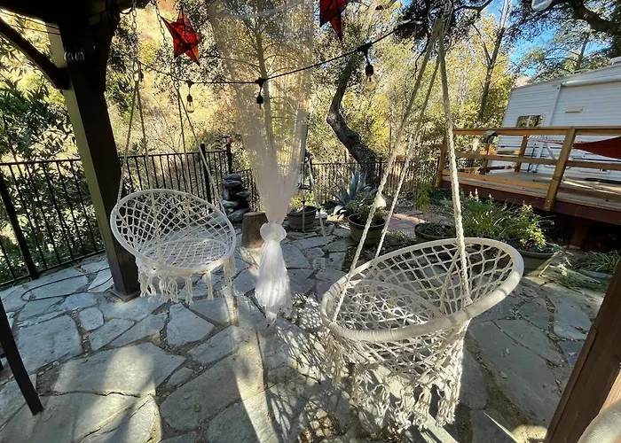 Vintage Rv Creekside Nature Retreat Near Ojai Next To Swim Holes Hike