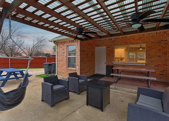 Immaculate 5Br 2,5Ba Holiday Home With Pool