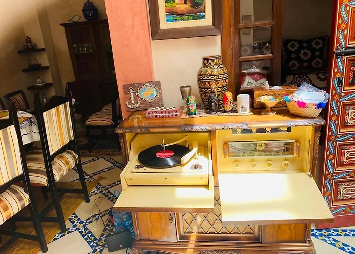 Traditional Riad 4-Bedroom In The Heart Of Rabat Medina