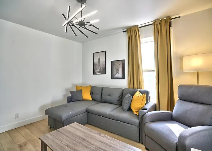 Sherby Lux - Central, Parking, Renovated, Sleeps 6