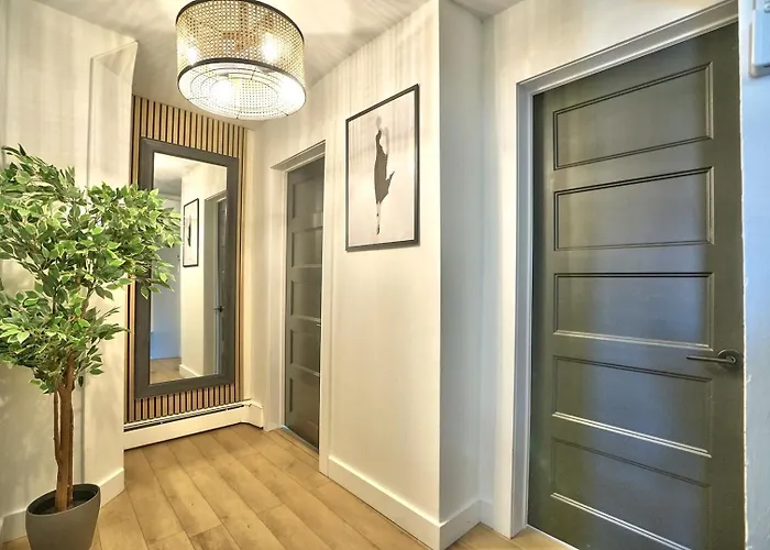 Sherby Lux - Central, Parking, Renovated, Sleeps 6