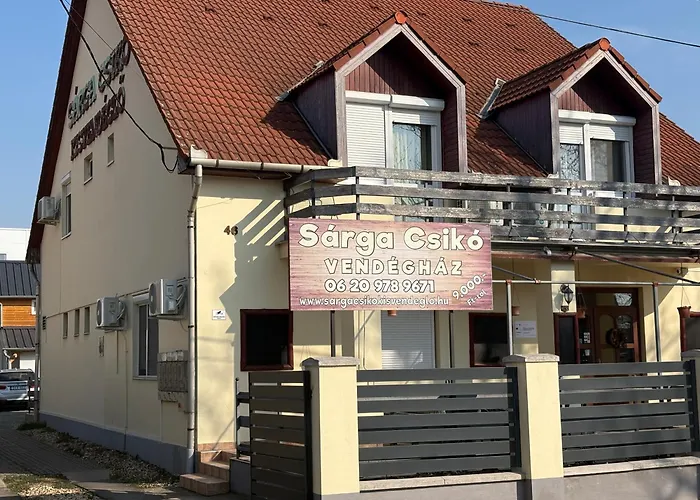 Sarga Csiko Vendeghaz