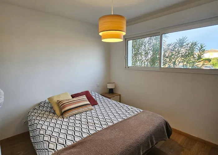 Appartement Neuf 6 Couchages 50 Metres De La Plage