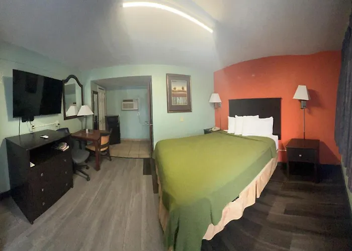 Town & Country Motel