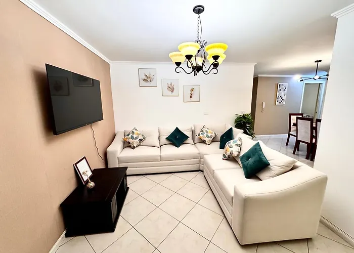 Apartamento En La Mejor Ubicacion, Centro De Loja