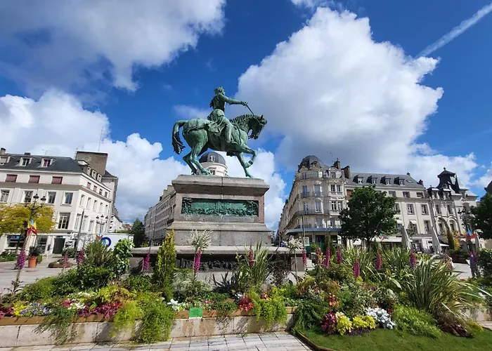 Martroi - Coeur De Ville - 3 Pieces 80 M2 Tv - Internet Haut Debit - Loisirs Et Affaires