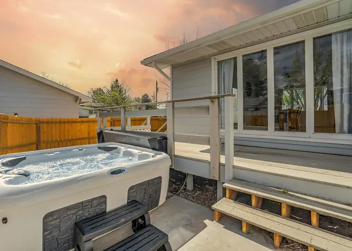 Parkside Haven Hot Tub Foosball & Family Fun