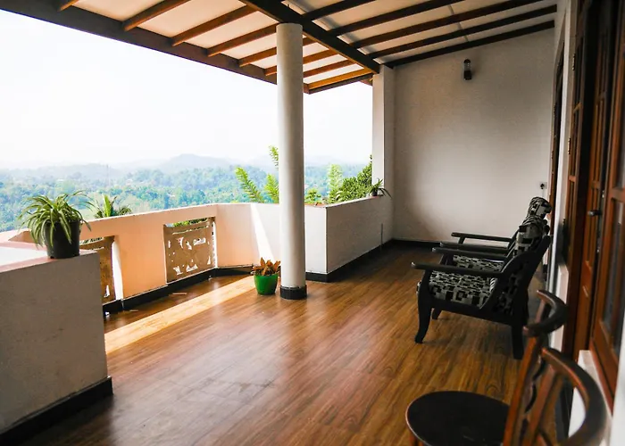 Mountain Bliss Villa Peradeniya