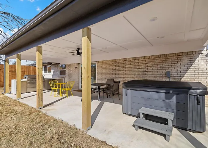 Frisco Getaway Hometel W The Spa And Outdoor Kitchen