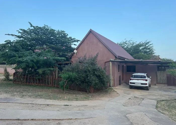Plumtree House