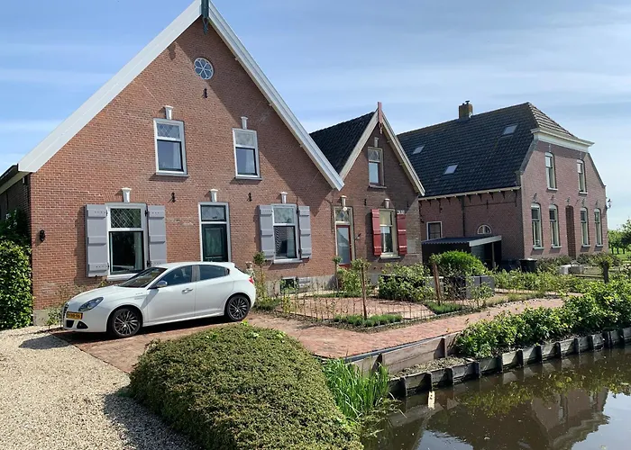 Vernieuwd Luxe Voorhuis - Naast De Molens