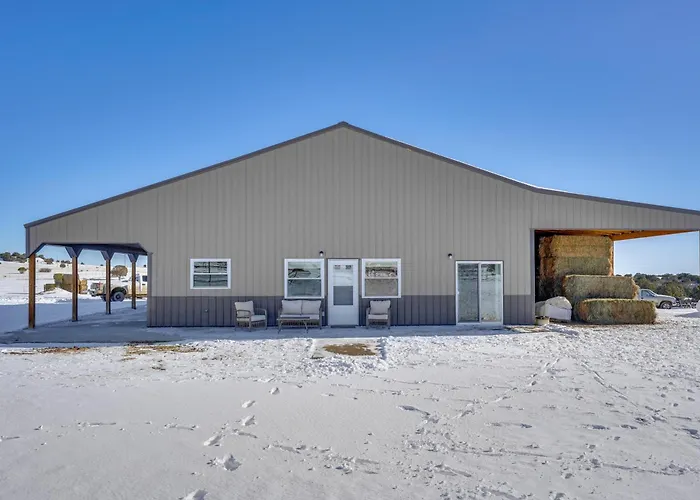 Mountain-View Hideaway W/ Patio In Pueblo!