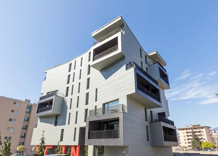 Icon H Lugano - Luxury Suites & Apartments