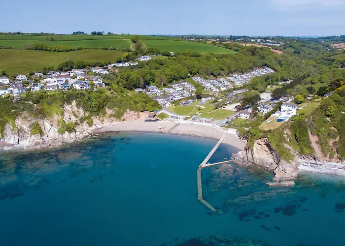 May View - Luxury Sea View Apartment - Millendreath, Looe