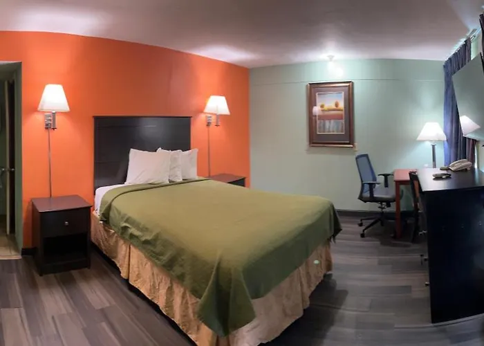Town & Country Motel