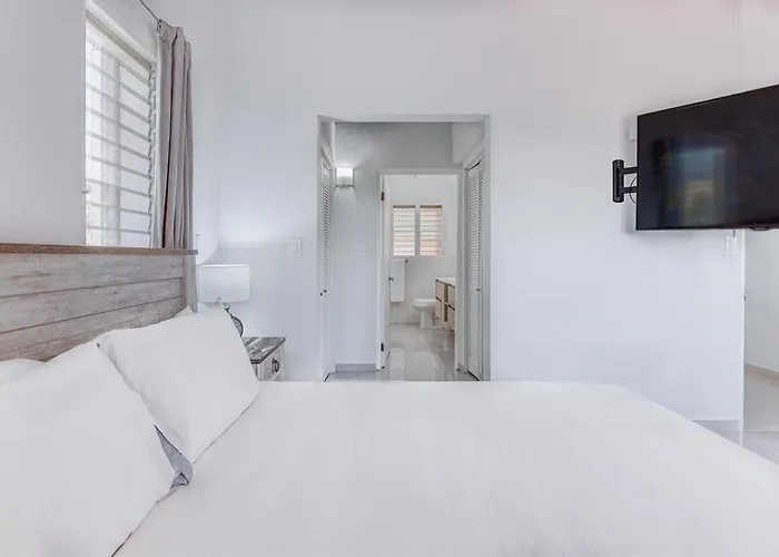 Charming 3Br Villa W Private Pool In Pelican Key