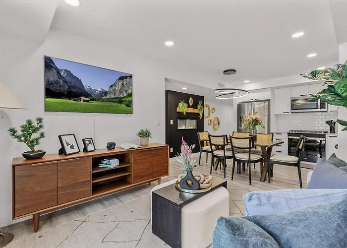 Newly Built 2Br Mountain Escape In Dt Canmore!