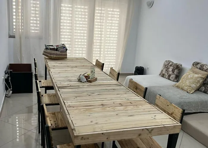 Kubiku Guest House