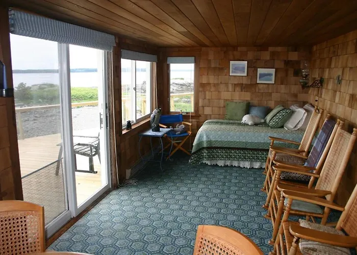 Everett Cottage At Indian Point In Bar Harbor