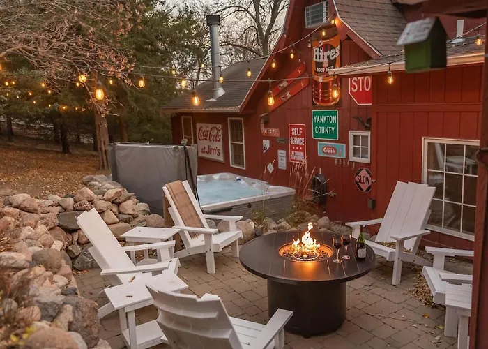 Cedar Ridge Hideaway