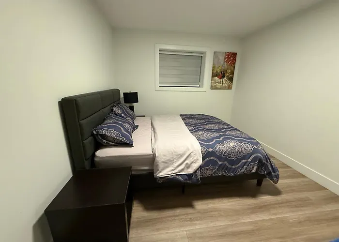 Calm & Cozy Private Suite