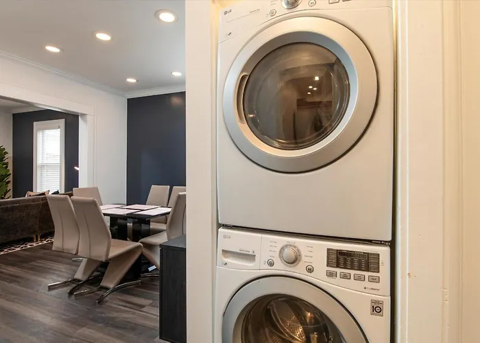 Fully-Stocked Kitchen, Ac, Wifi, Wd, Near Baseball And Downtown