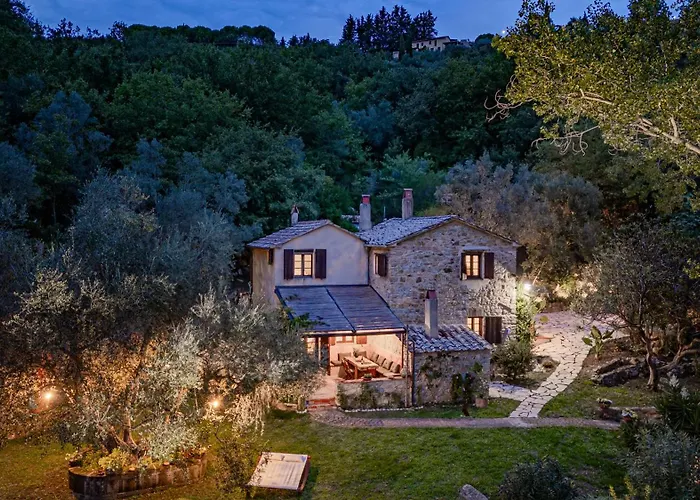 La Leopoldina 6, Emma Villas