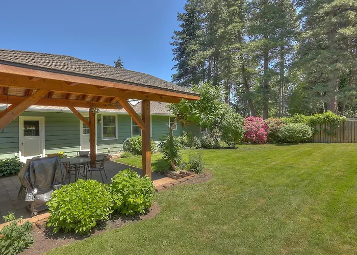 Living Color Cottage