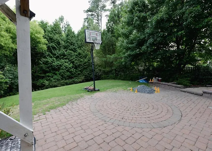 Spacious Basement In Rdu Rtp Cary Area By Jendi