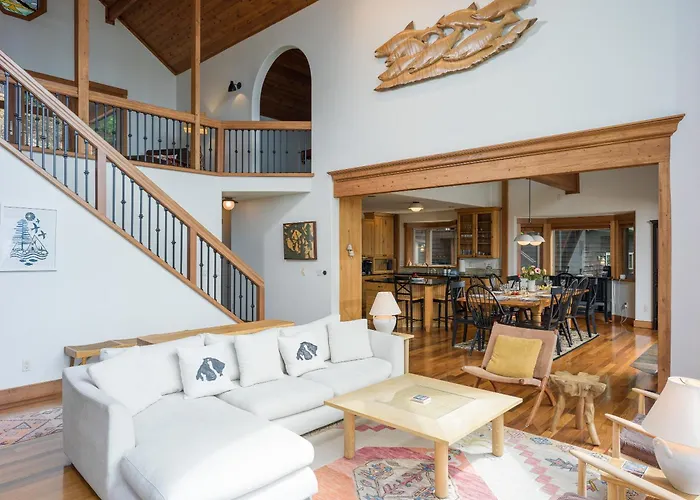 Stunning Sunsets, Luxe Lodging, Sauna And Spa