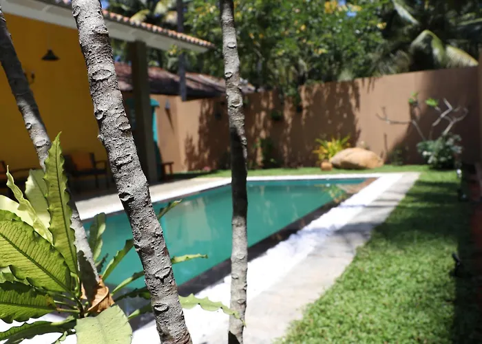Kurumba Villas