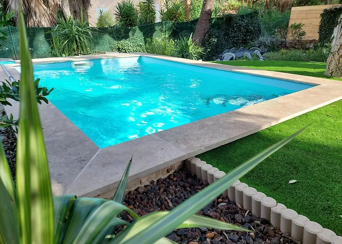 A La Devino