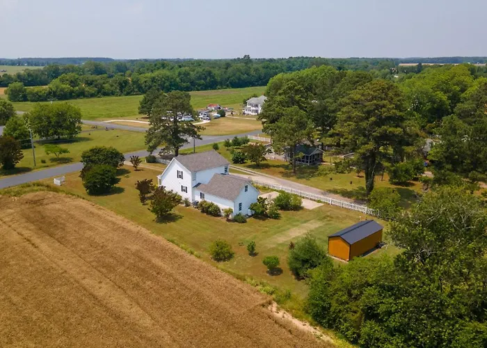 Capeville Cottage - Modern Comfort Close To Cape Charles!