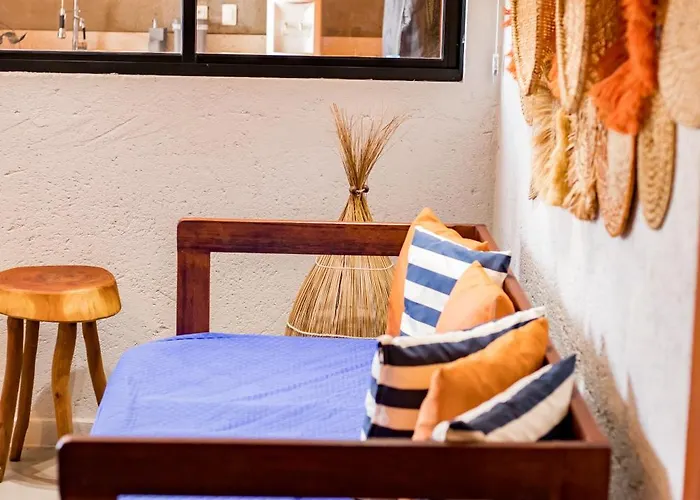 Casa de Condomínio ao lado da Capela de Milagres