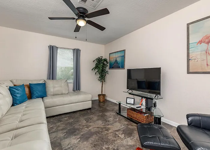 Luxurious 2 Bedroom Near Innisbrook Golf Resort!