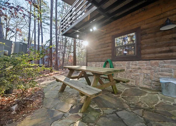 Hochatown Hot Tub Firepit Arcade Dog Friendly Bbq