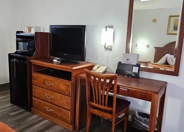 Travel Inn & Suite