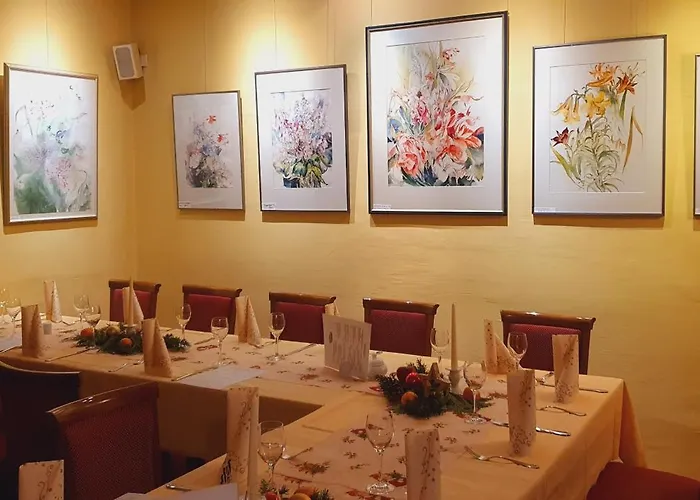 Galeriecafe Und Pension Ambiente