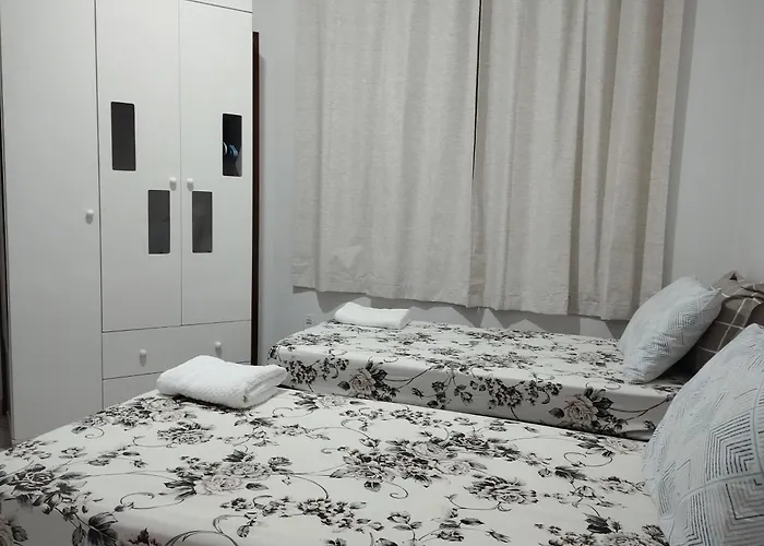 Quarto Due na Sakura House