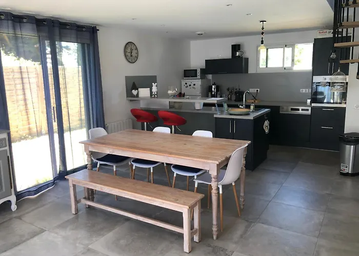 Maison Sur Jardin Clos A 100M De La Plage