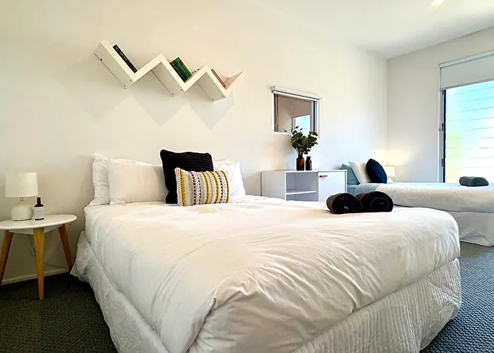 The Bowden Hideaway I City Fringe I Sleeps 10 I Free Parking I Walk To Cafe'S