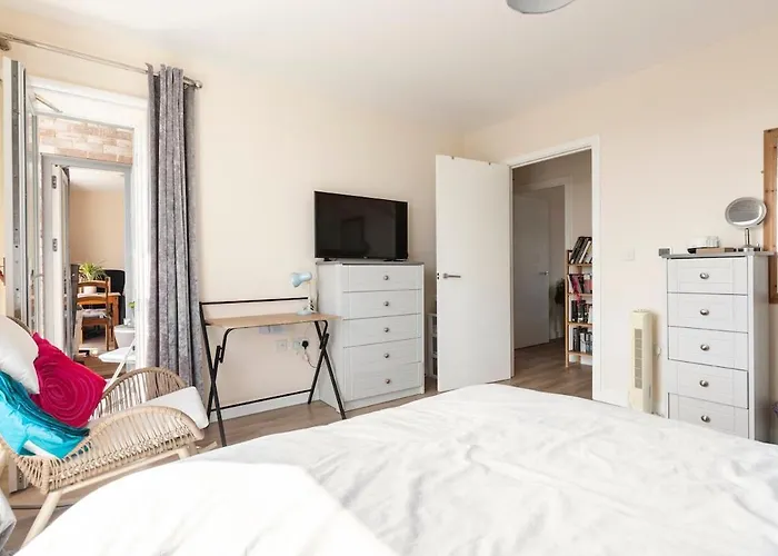 Comfy City Room
