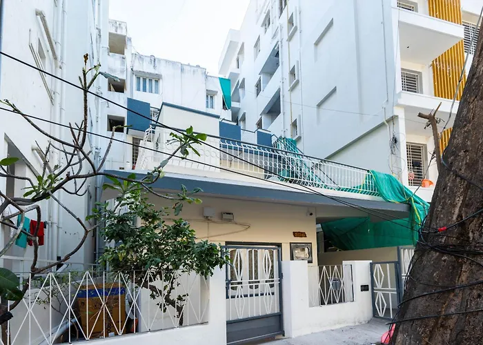 Sliceinn Prasanthi 3 Bhk- Indiranagar, Bangalore