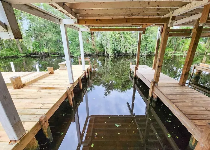 Astor River House With 2 Private Boat Slips